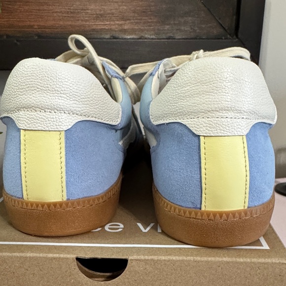 Dolce Vita Light Blue and White Sneakers - Picture 5 of 9